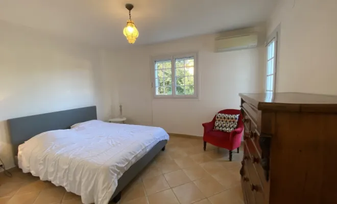 Sainte Maxime - Villa de charme avec aperçu mer & piscine, Golfe de Saint-Tropez, VPA Immobilier